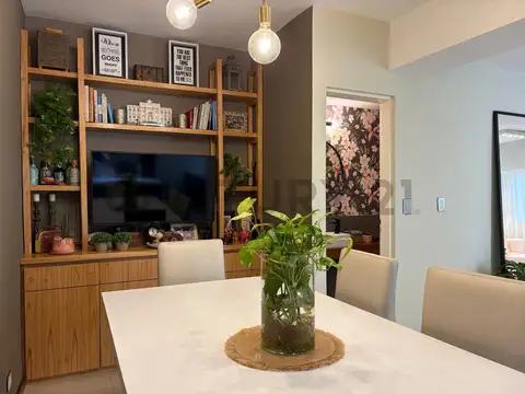VENTA DÚPLEX 5 AMBIENTES EN FLORIDA - IMPECABLE ESTADO - SUPER LUMINOSO - COCHERA/PATIO
