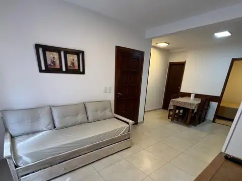 Depto Tipo Casa 2 ambientes con 1 baño