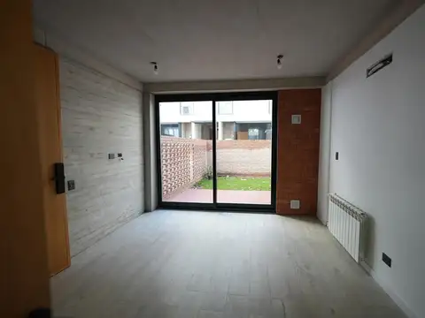 Depto Tipo Casa en Venta de 1 dormitorio
