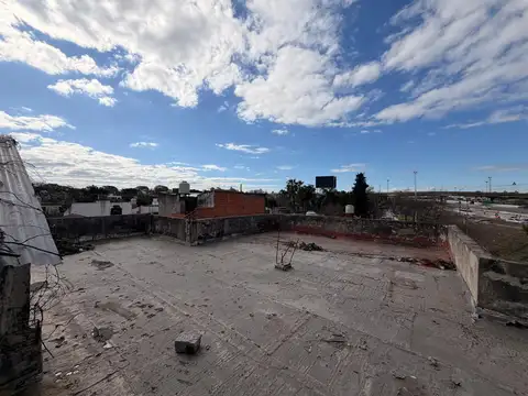 Terreno en Venta en Parque Avellaneda, USD 200.000