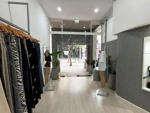 Local en Venta 30 años