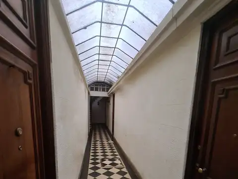 Depto Tipo Casa en Venta 60 años