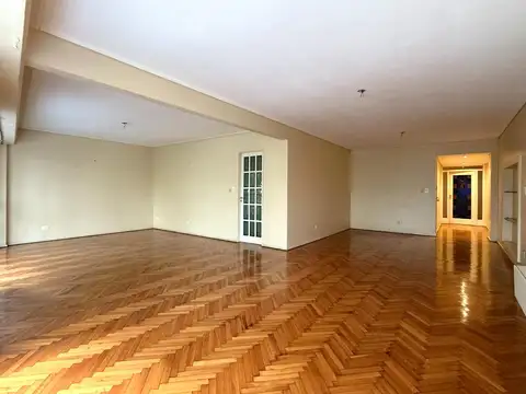 Departamento en Alquiler con 1 cocheras