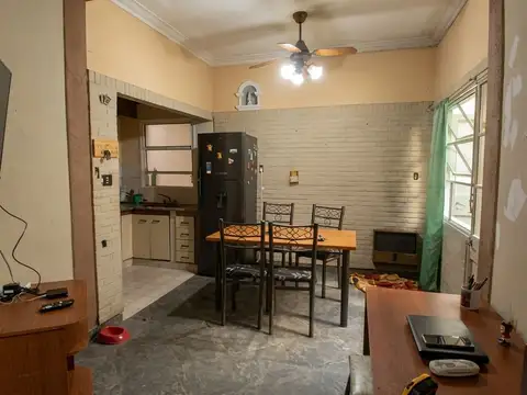 Depto Tipo Casa en Venta de 4 ambientes