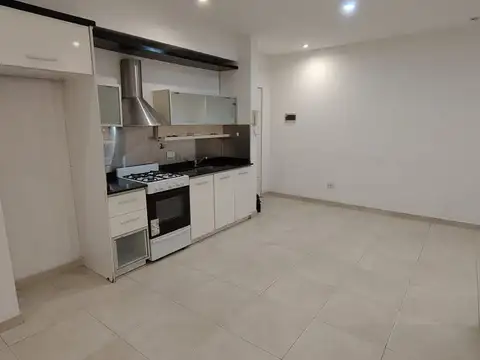 Conesa 300, Piso 3