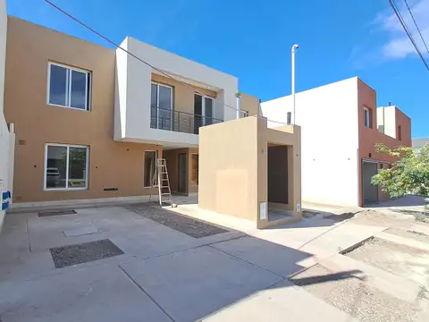 Elpidio Gonzalez  al 4100 - B° Privado Rincón Véneto