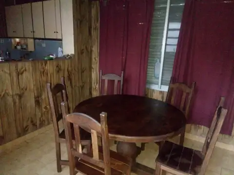 CASA A RECICLAR EN BURZACO