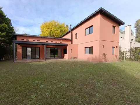 La Peregrina 3000