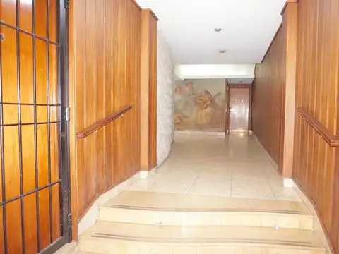 SEMIPISO 4 AMB VENTA CABALLITO CON DEPENDENCIA