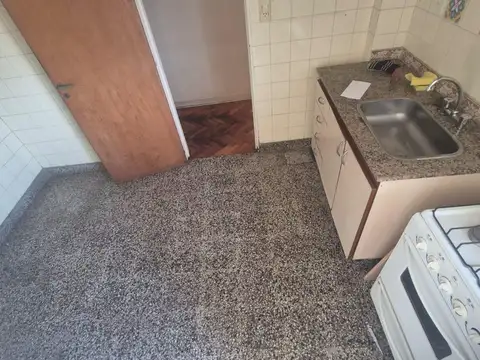 Departamento 3 ambientes piso alto en venta