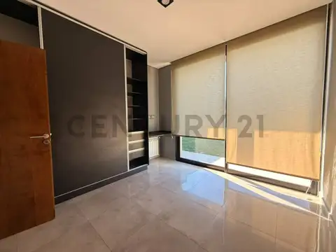Casa en Alquiler en Las Cortaderas, USD 1.600