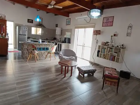 CASA QUINTA EN VENTA 2 DORMITORIOSARROYO DEL MEDIO