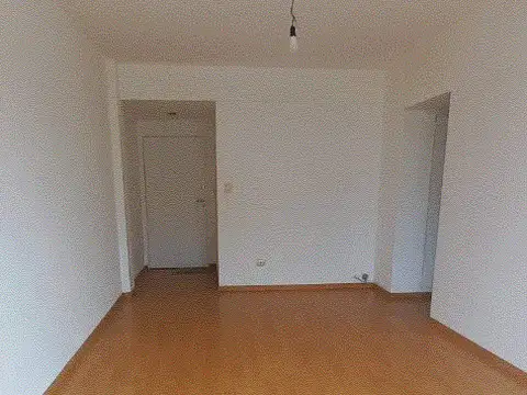 Hipólito Irigoyen 3200 , Piso 7