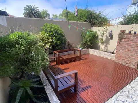 Casa en Venta con 1 cochera