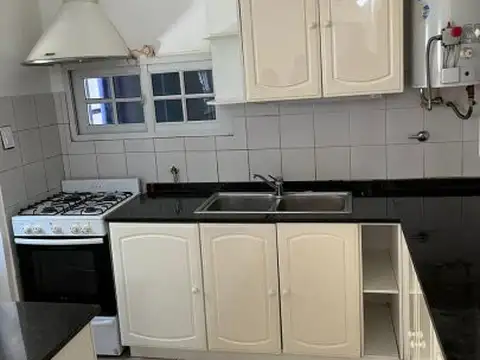 Departamento DOS dormitorios en pleno Alberdi