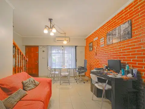 Depto Tipo Casa en Venta 38 años