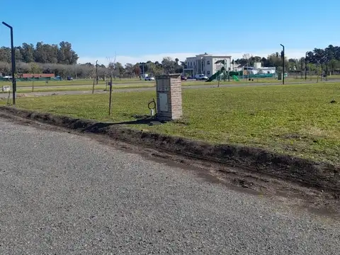 ruta 6 y ruta Nac. 8, B. Priva 100