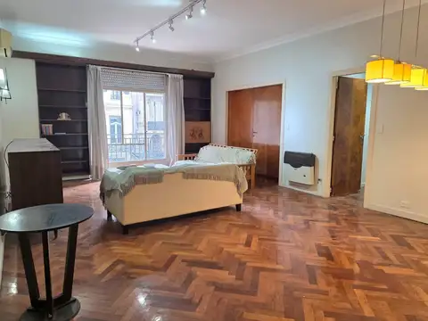 Departamento en Alquiler de 5 ambientes