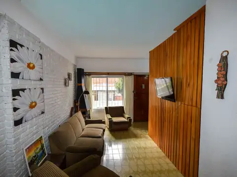 Depto Tipo Casa en Alquiler en Punta Mogotes, $ 750.000