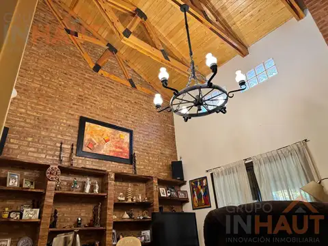 Depto Tipo Casa en Venta con 2 cocheras