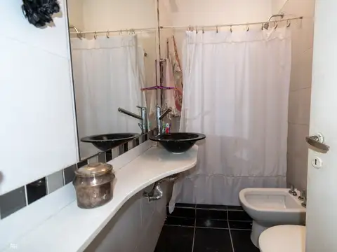 Depto Tipo Casa en Venta en Centro, USD 76.000