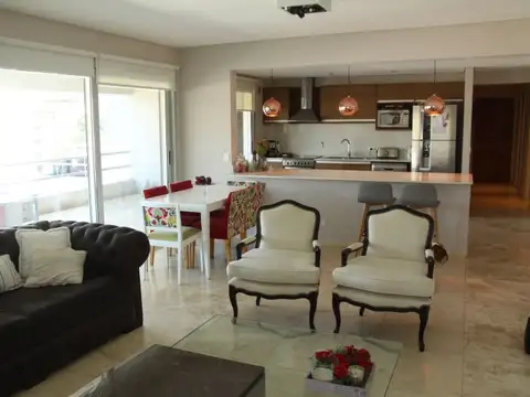 Departamento en Venta de 5 ambientes