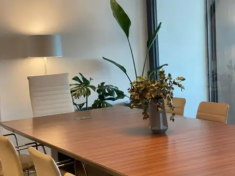 Oficina en Venta 20 años