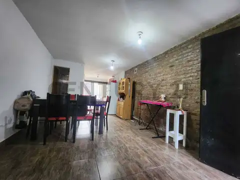 Depto Tipo Casa 3 ambientes con 1 baño