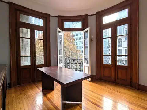 Venta oficina 2 ambientes San Nicolas balcon