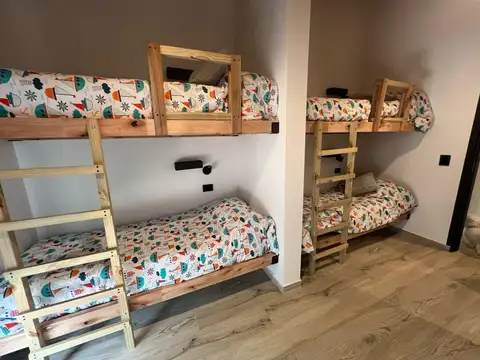 Casa en venta - 5 Dormitorios 7 Baños - Pinamar