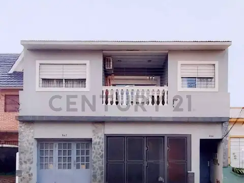 VENTA PH 4 AMB AL FRENTE CON BALCÓN, PATIO Y TERRAZA