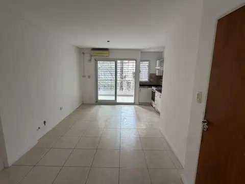 Departamento en barrio martin amplio