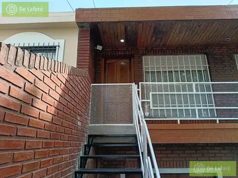 Depto Tipo Casa en Venta de 3 ambientes