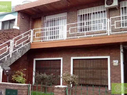 Venta - PH 3 ambientes en Beccar en planta alta con terraza y sin expensas