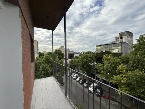 Oficina 4 ambientes con 3 baños