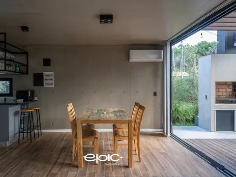 Depto Tipo Casa en Venta al Este
