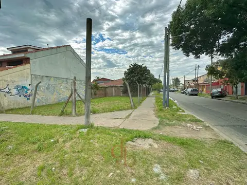 Terreno en Venta 17  mts Fondo