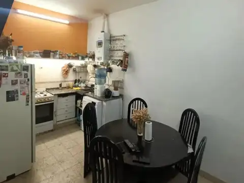 Depto Tipo Casa en Venta en Colegiales, USD 160.000