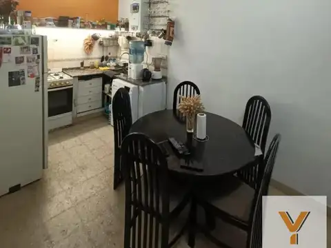Depto Tipo Casa en Venta en Colegiales, USD 160.000