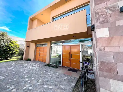 Casa en Venta en Weston, USD 450.000
