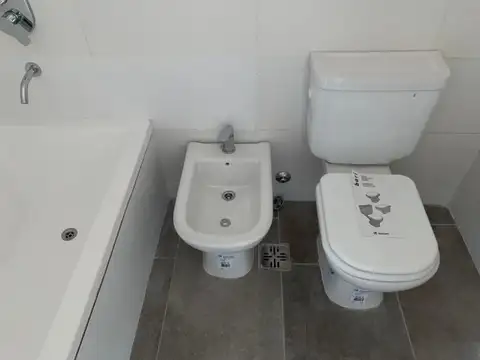 REBAJADO. Departamento en emprendimiento Zarate Chico.