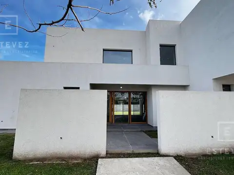 Casa en Venta en San Matias, USD 380.000