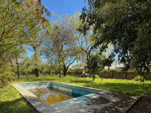 Casa 5 ambientes con 2 baños