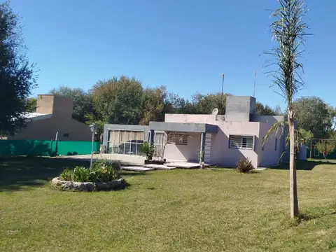 Villa Gessell esq Quebrada del Toro 100