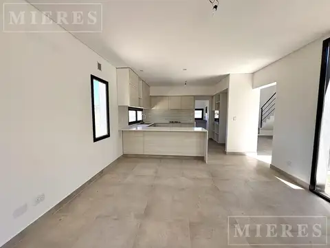 Casa en Venta 1 año