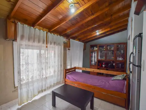 Depto Tipo Casa 3 ambientes con 1 baño