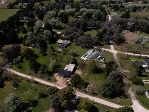 VENTA Terreno en Barrio Pinares de Santa Clara Manzana 22 Lote 1