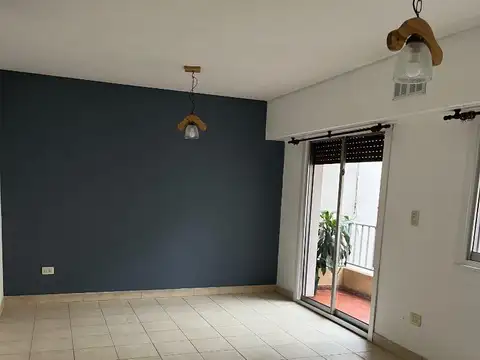 Departamento en Venta en Adrogue, USD 68.000