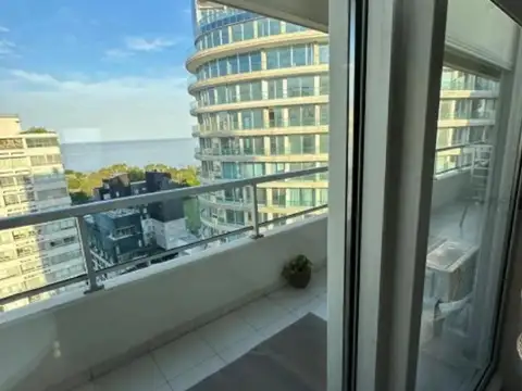 Departamento 2 ambientes AMUEBLADO c/ Cochera -VISTA  AL RÍO