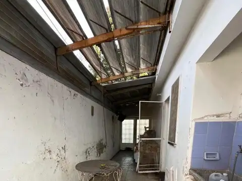 Casa 3 ambientes con 1 baño